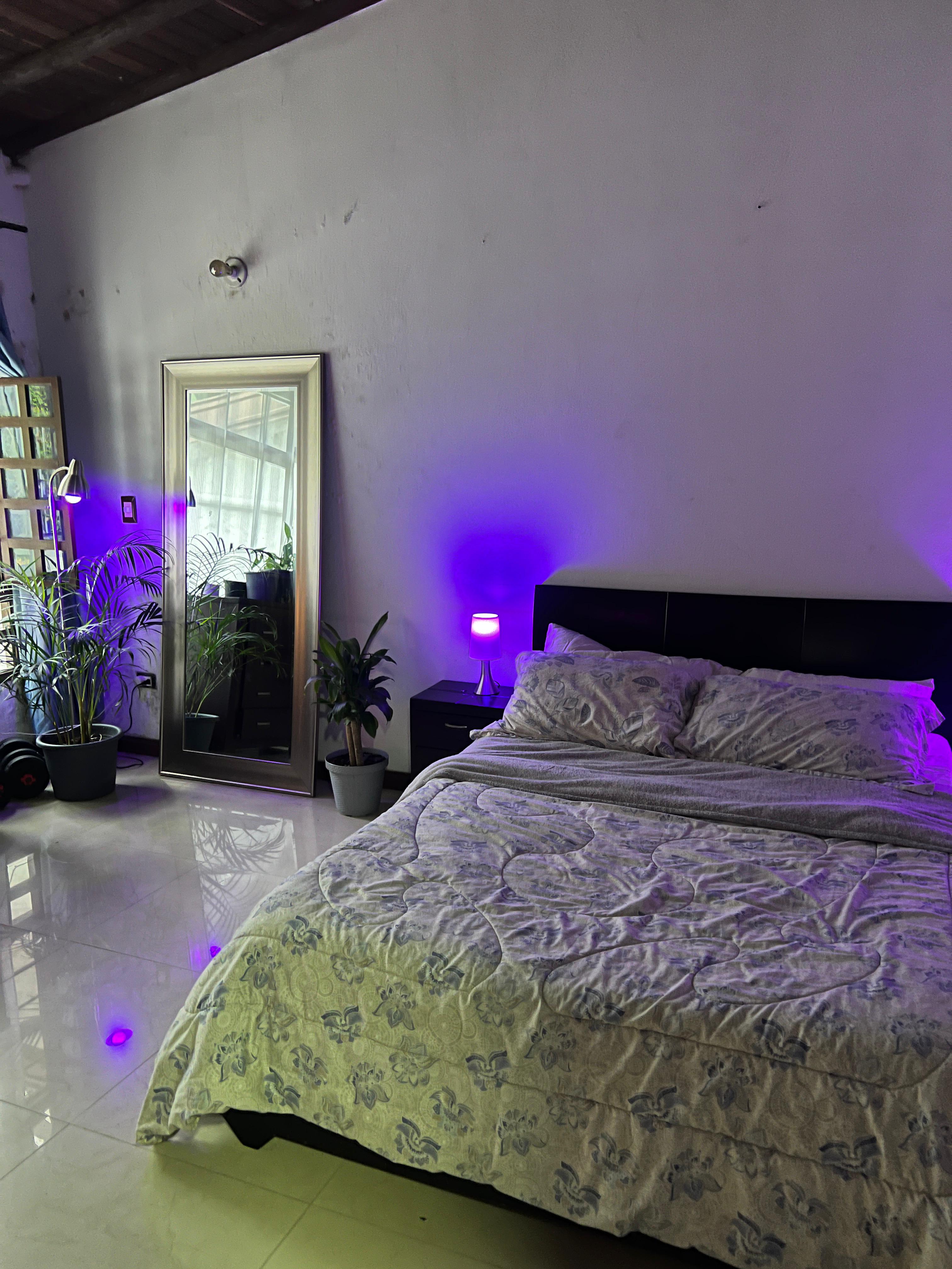 ARRIENDO APARTAESTUDIO AMOBLADO EN EL POBLADO