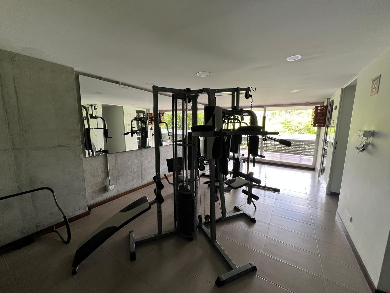 ARRIENDO APARTAMNTO EN EL ESMERALDAL ENVIGADO