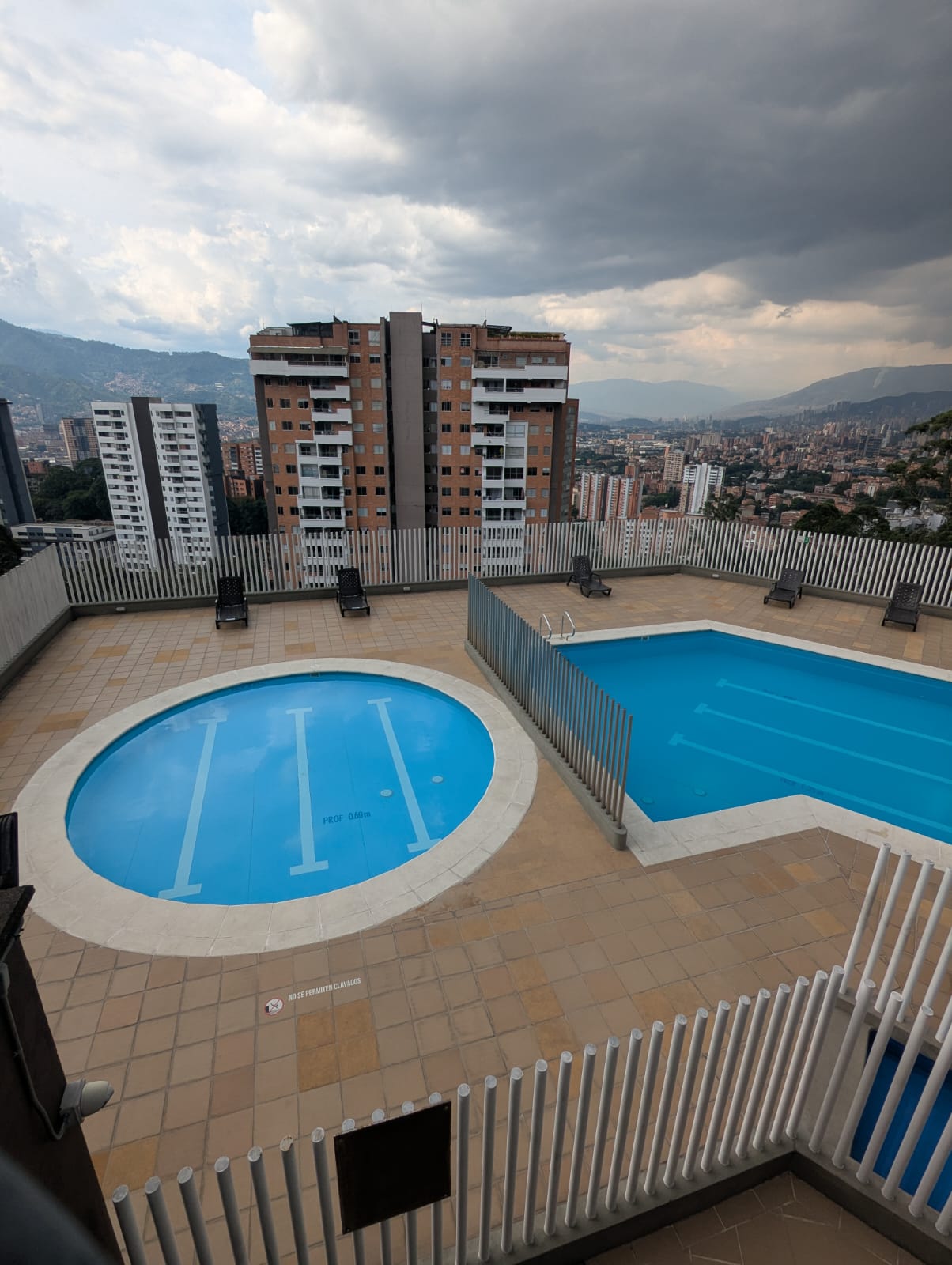 ARRIENDO APARTAMENTO EN ENVIGADO LOMA DEL BARRO