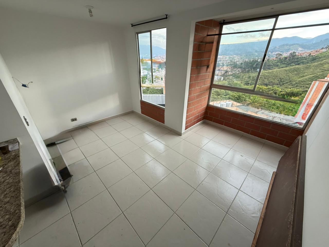 ARRIENDO APARTAMENTO EN CALASANZ PARTE ALTA