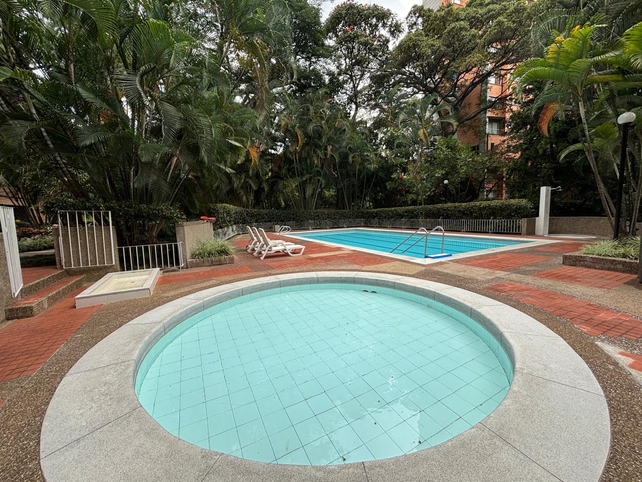 ARRIENDO APARTAMENTO EN EL POBLADO