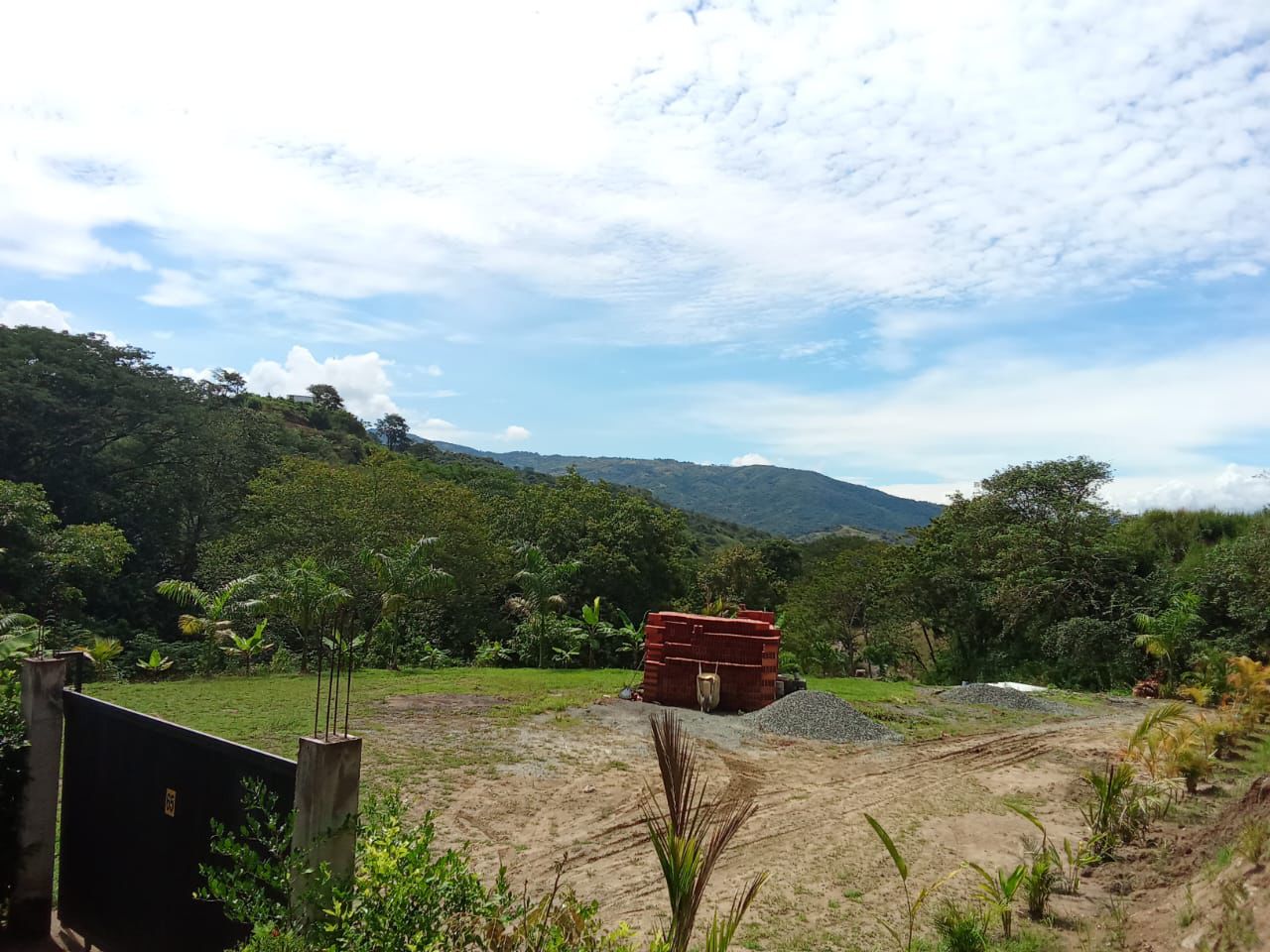 VENDO FINCA  EN SOOPETRAN ANTIOQUIA