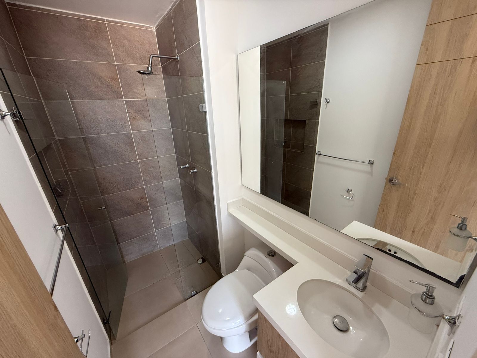 ARRIENDO APARTAESTUDIO EN CALASANZ