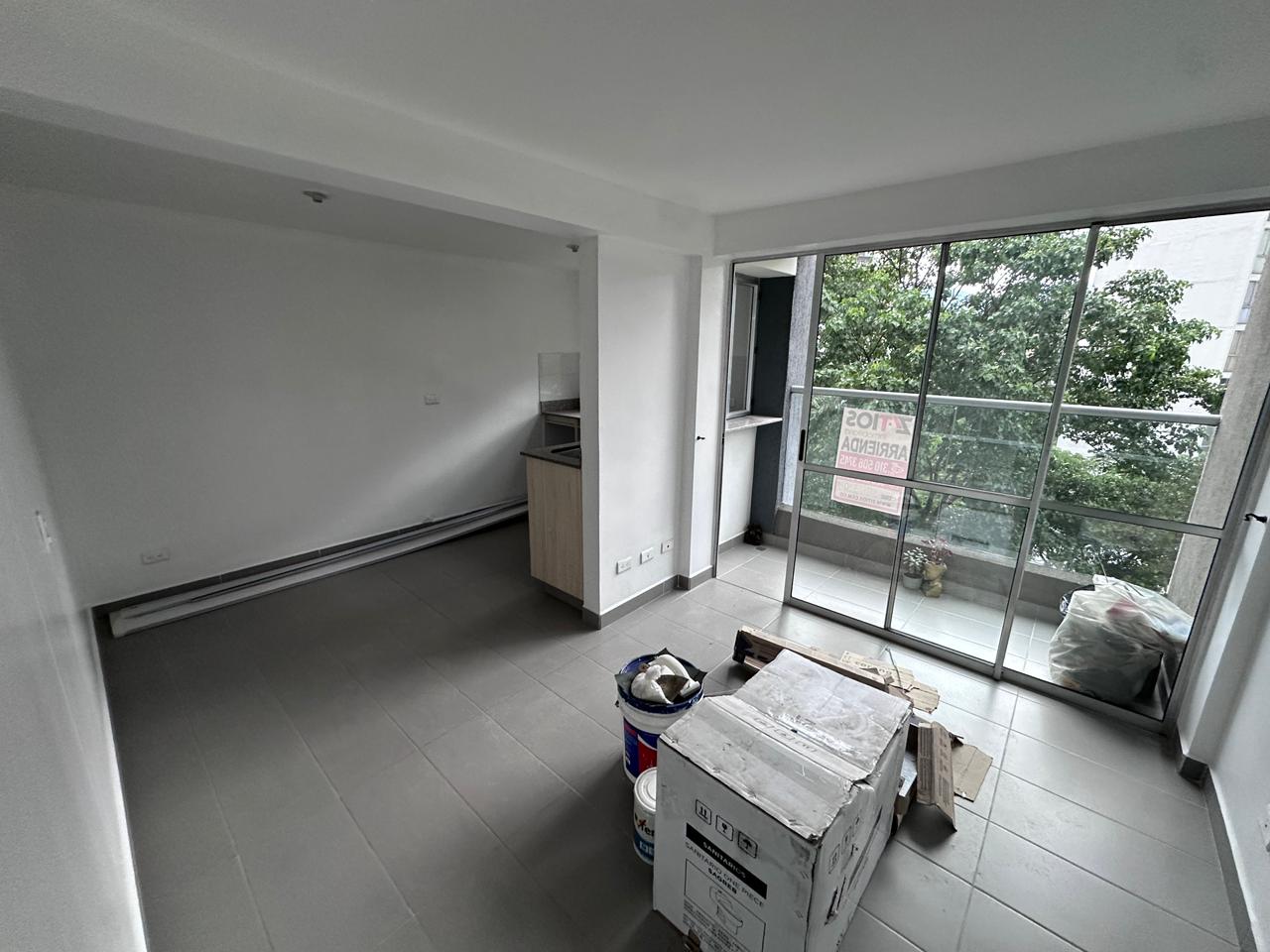 ARRIENDO APARTAMENTO EN LA LOMA DE LOS BERNAL