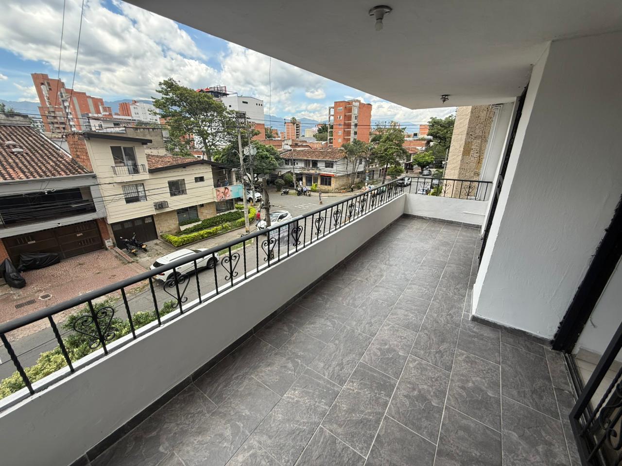 ARRIENDO APARTAMENTO EN CALASANZ PARTE BAJA