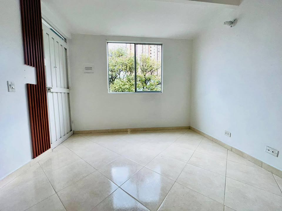 VENDO APARTAMENTO EN CALASANZ