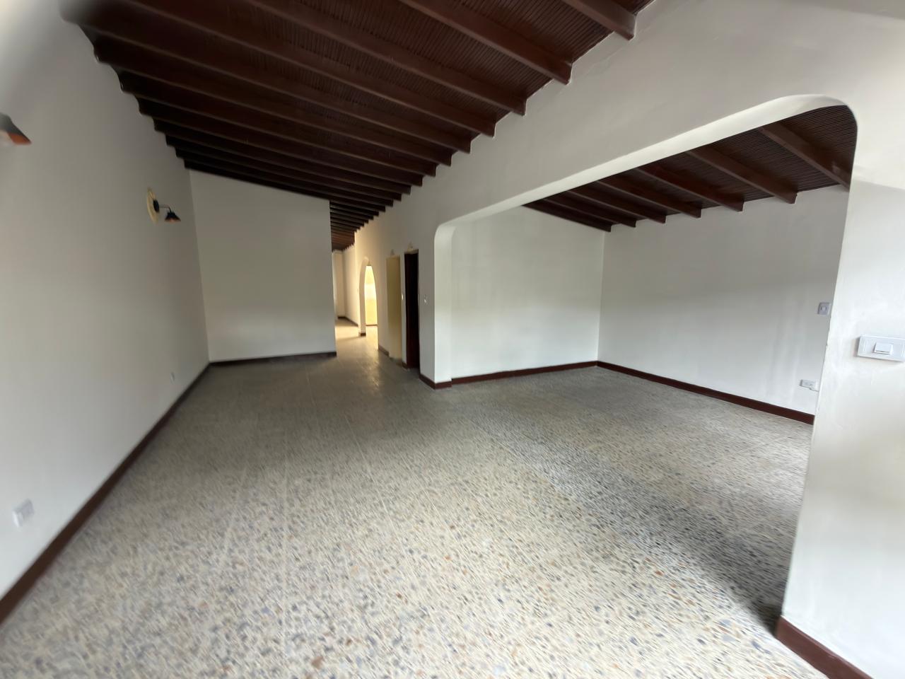 ARRIENDO CASA COMERCIAL EN CALASANZ