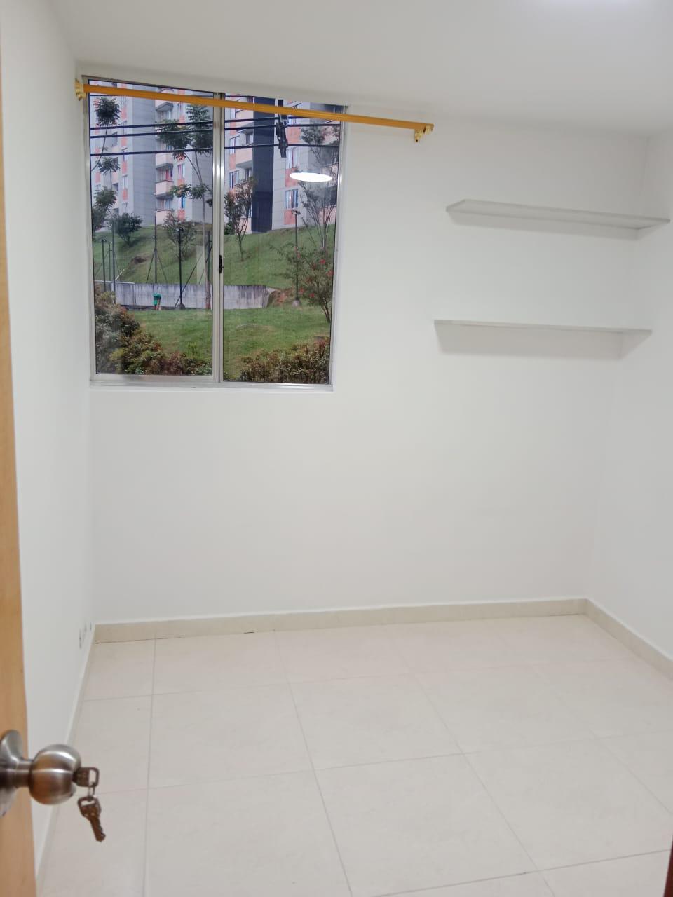 VENDO APARTAMENTO EN ROBLEDO PAJARITO