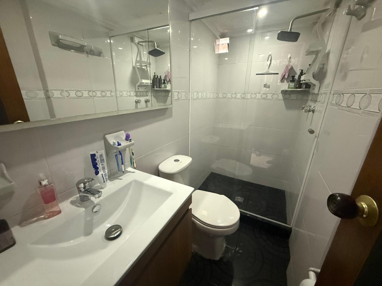 VENDO APARTAMENTO EN ROBLEDO ALTAMIRA