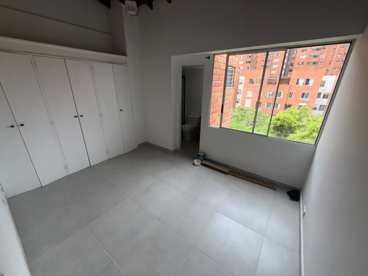 ARRIENDO APARTAMENTO DUPLEX EN CALASANZ