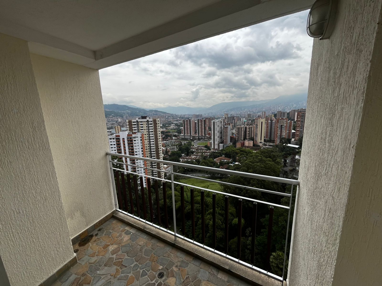 Arriendo apartamento en Sabaneta