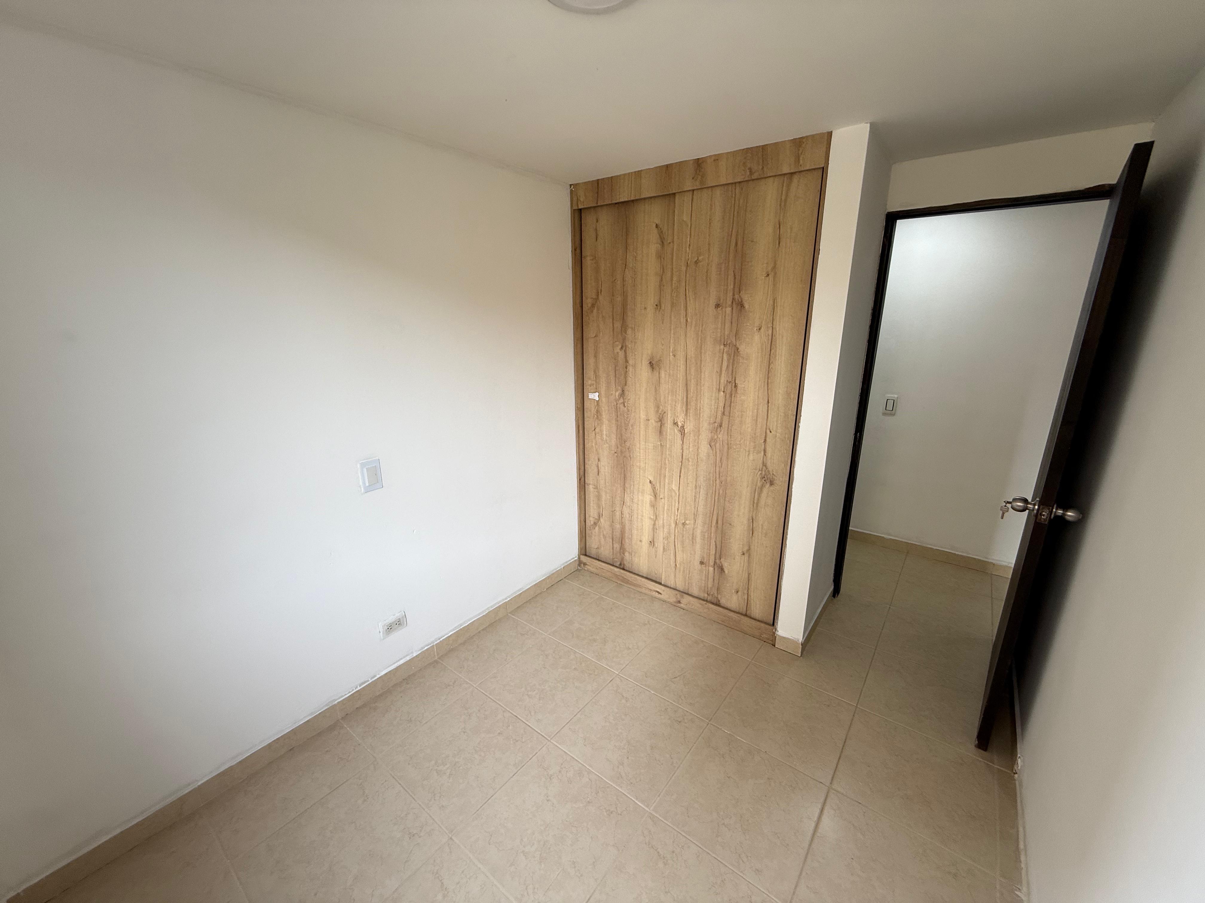 Arriendo Apartamento Calasan