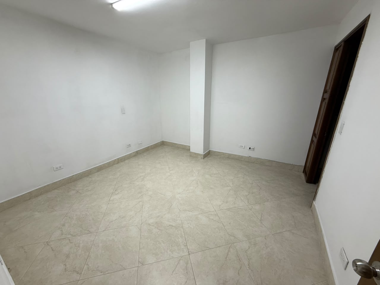 ARRIENDO APARTAMENTO EN EL VELODROMO