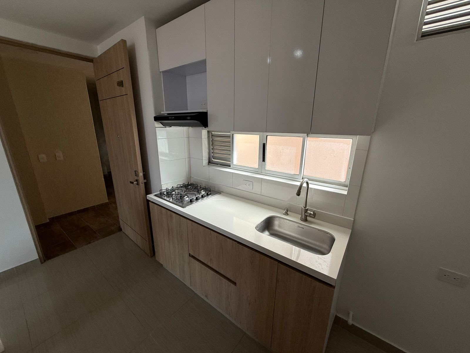 ARRIENDO APARTAESTUDIO EN CALASANZ PARTE BAJA