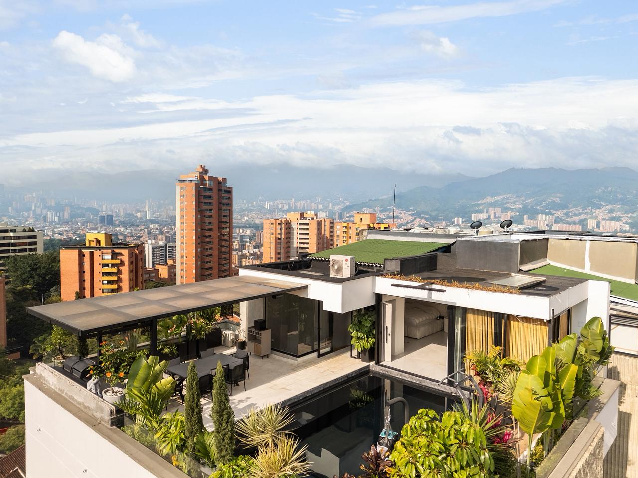 VENDO PENTHOUSE EN SAN LUCAS POBLADO