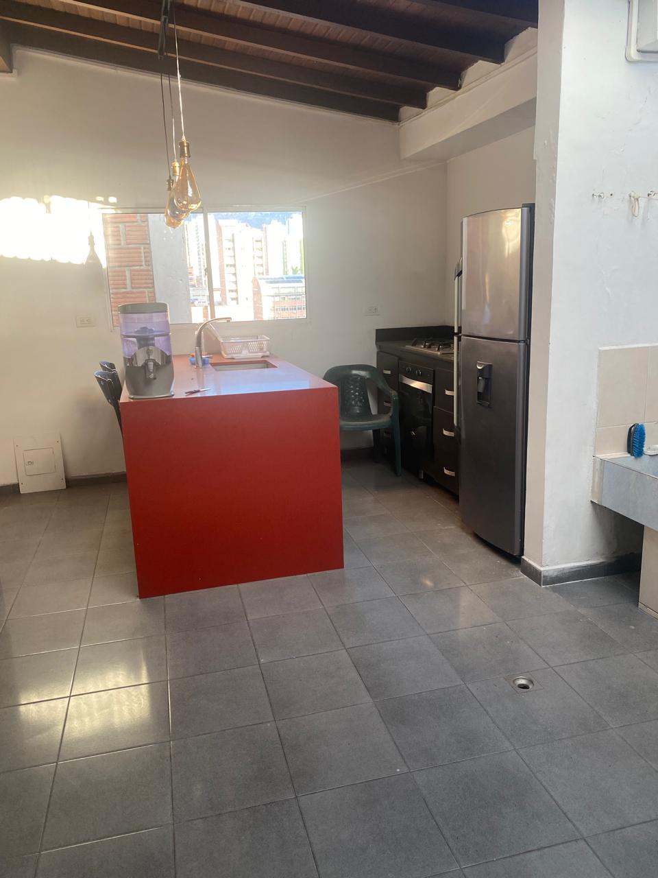 ARRIENDO APARTAMENTO EN EL CENTRO