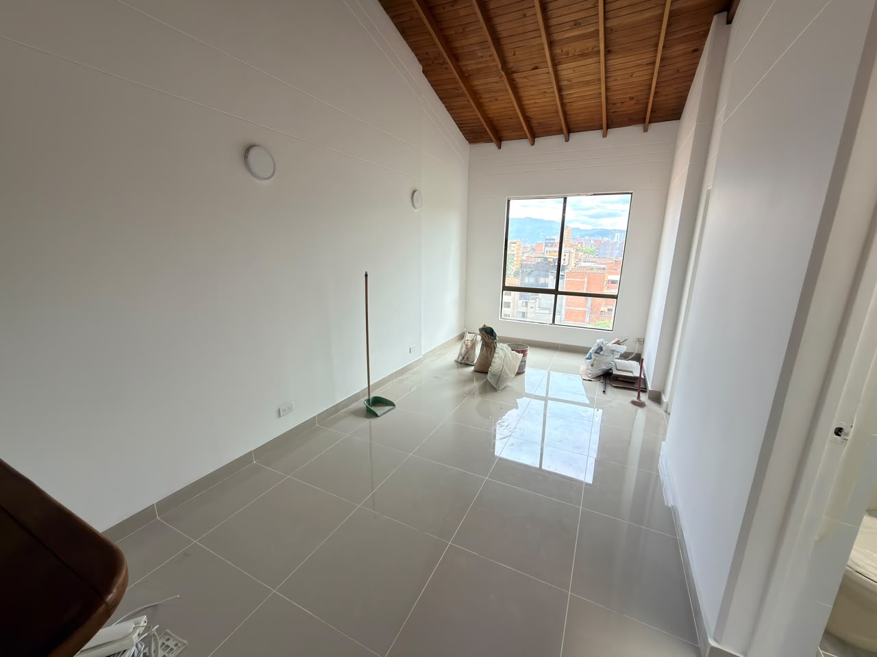 ARRIENDO APARTAMENTO EN SIMON BOLIVAR MEDELLIN