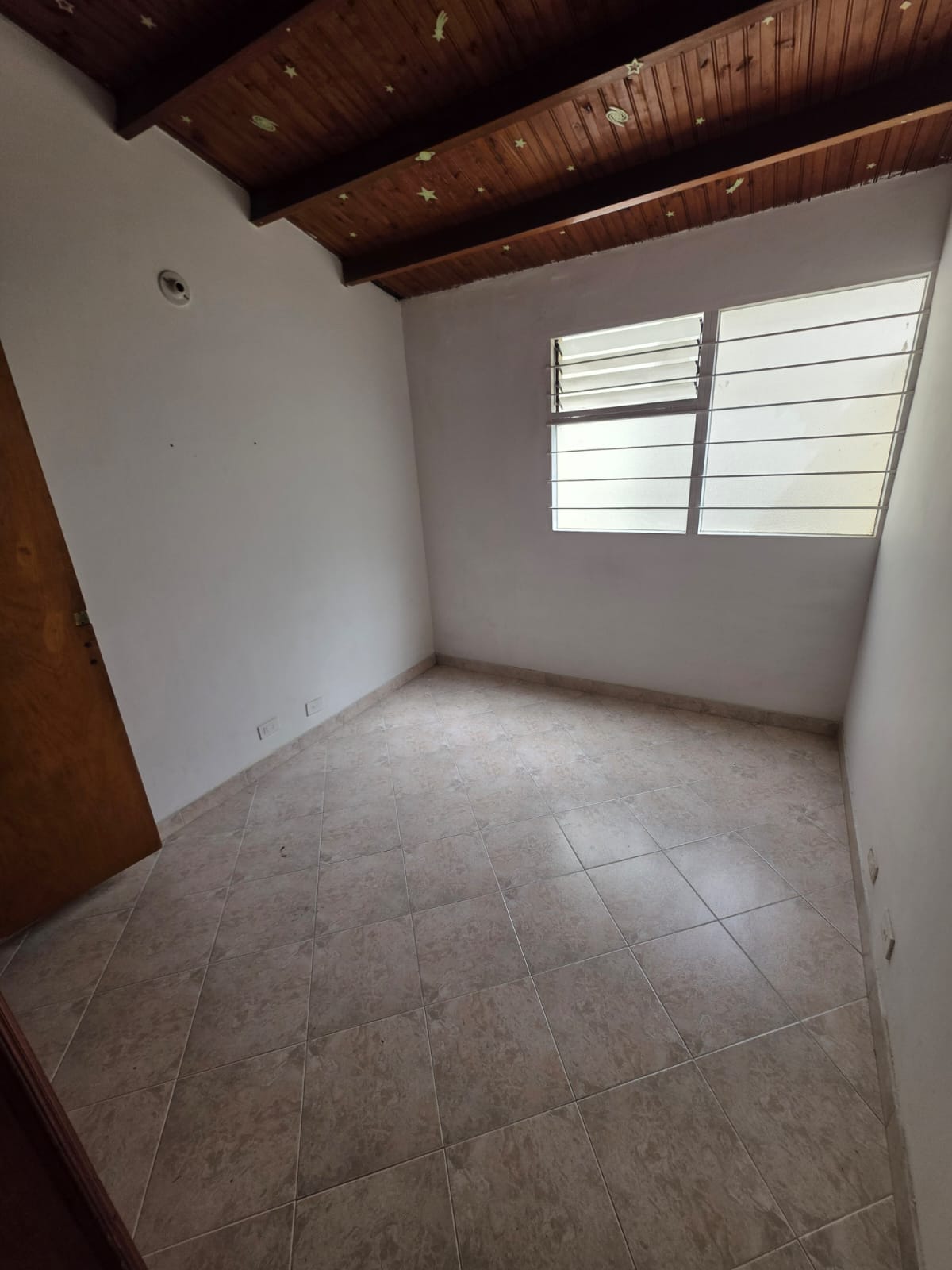 ARRIENDO APARTAMENTO EN SANTA MONICA