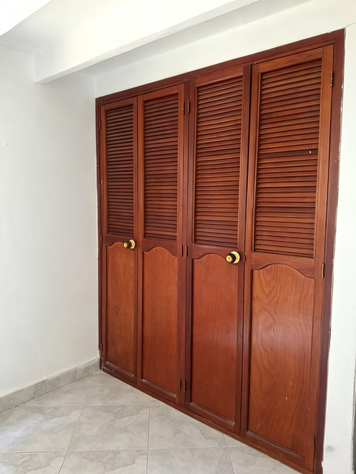 vendo apartamento en trincentenario