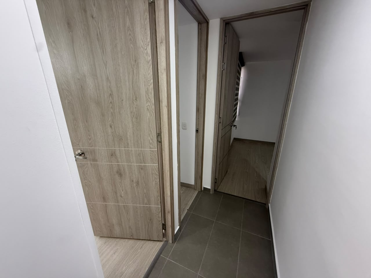ARRIENDO APARTAMENTO EN LA LOMA DE LOS BERNAL