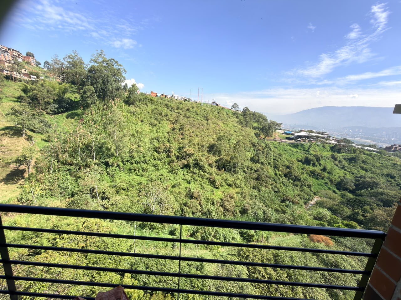ARRIENDO APARTAMENTO EN RODEO ALTO