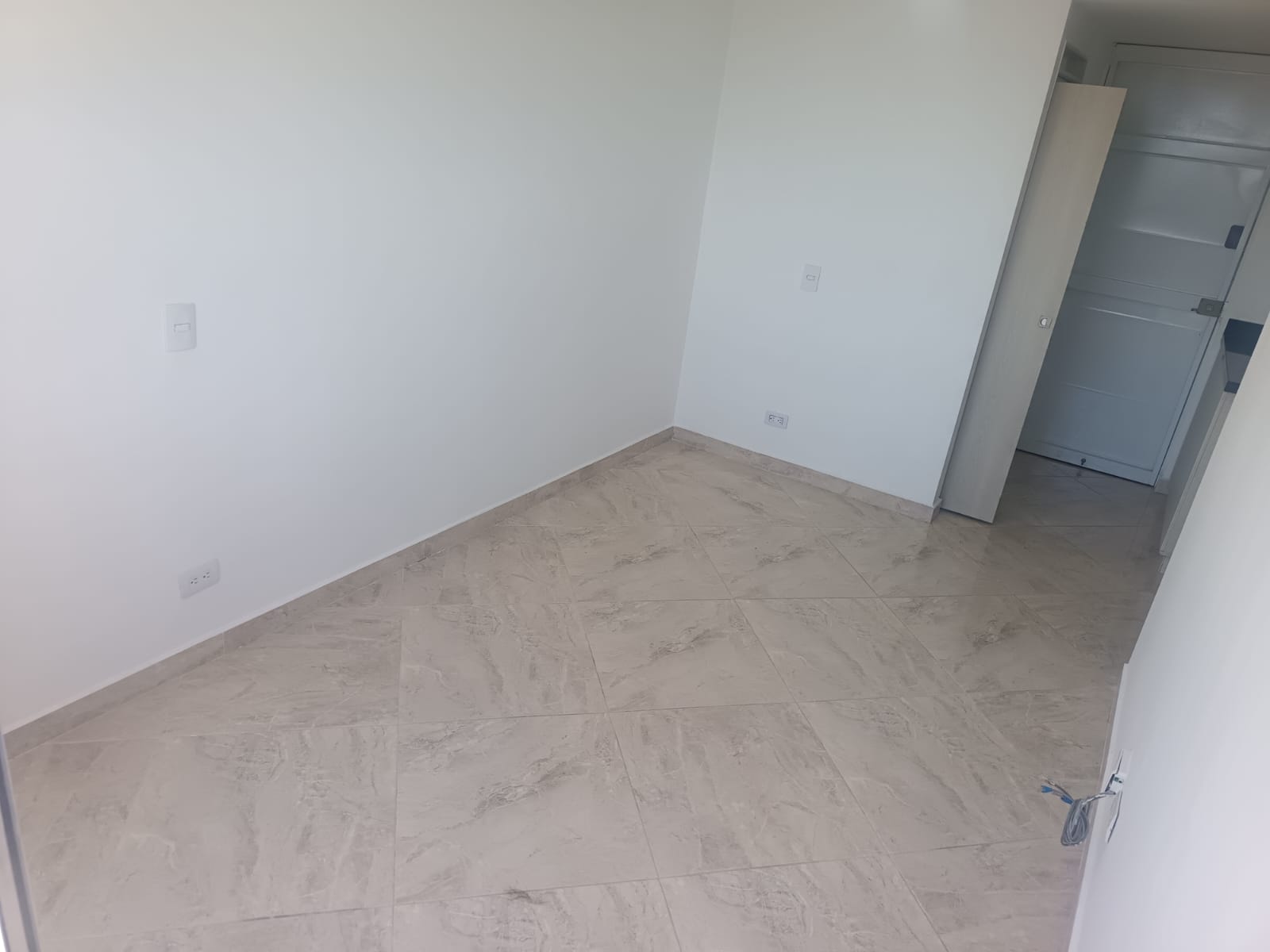 Arriendo Apartamento Robleda Pajarito
