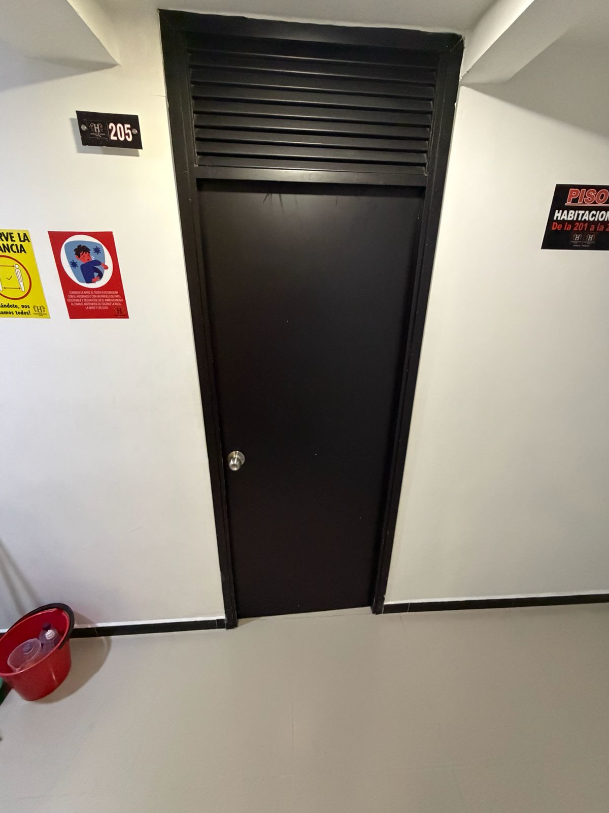 VENDO HOTEL EN LAURELES