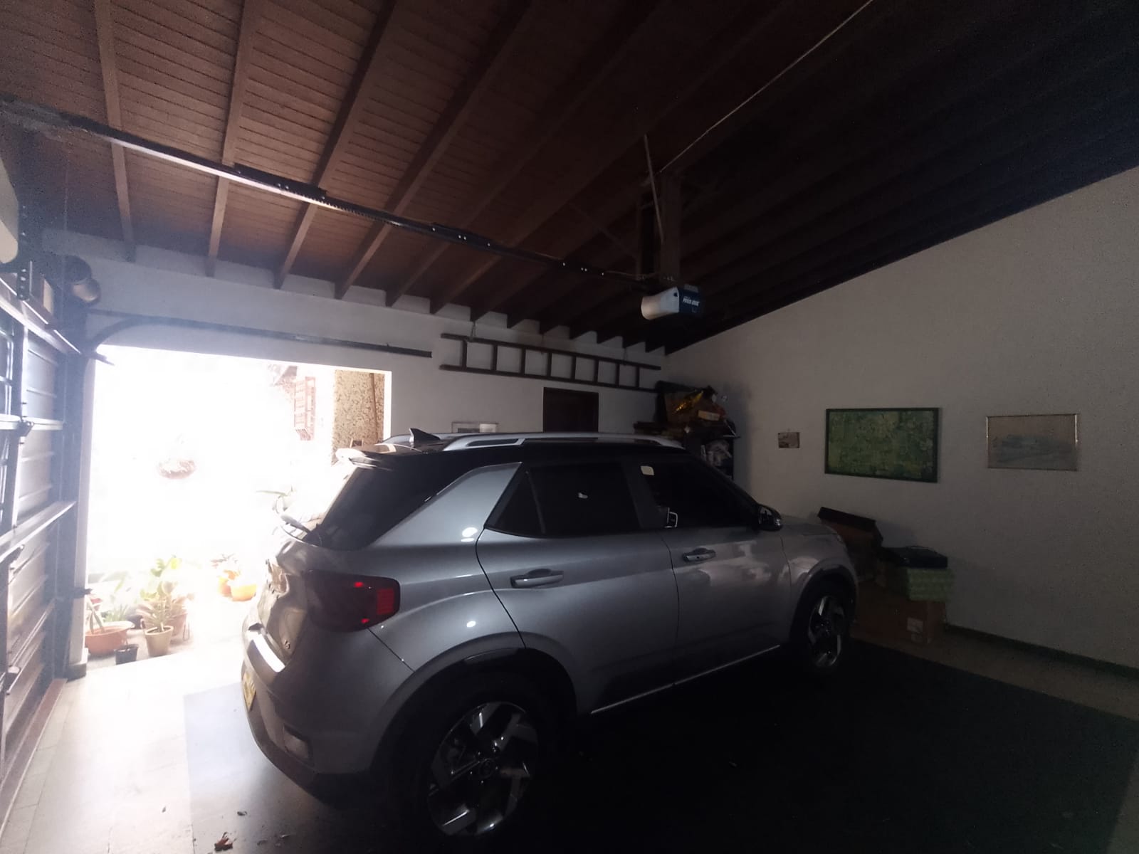 Arriendo casa para uso comercial sector colores