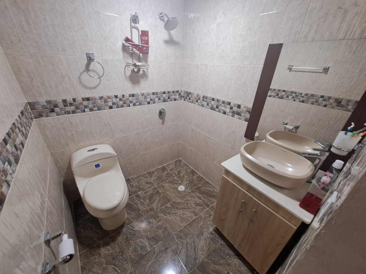 VENDO CASA CABAÑITAS PRIMER PISO