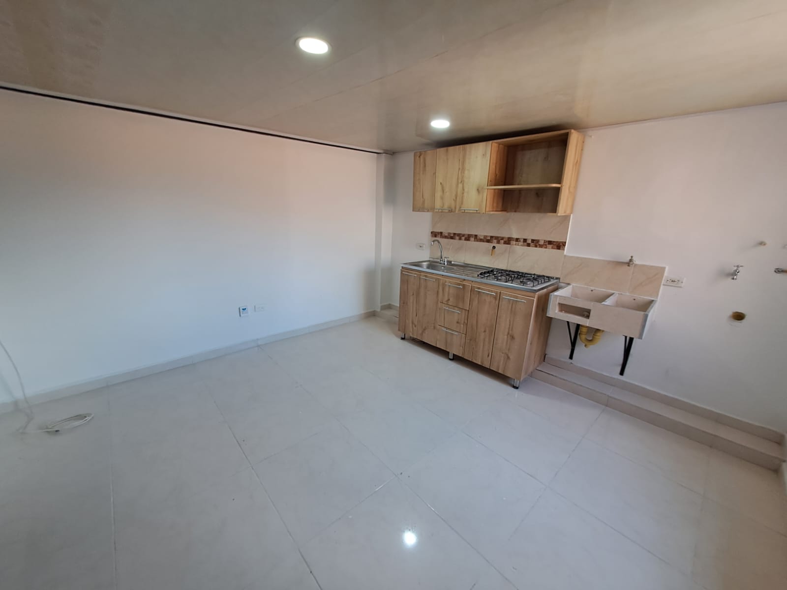 ARRIENDO APARTAMENTO CASTILLA