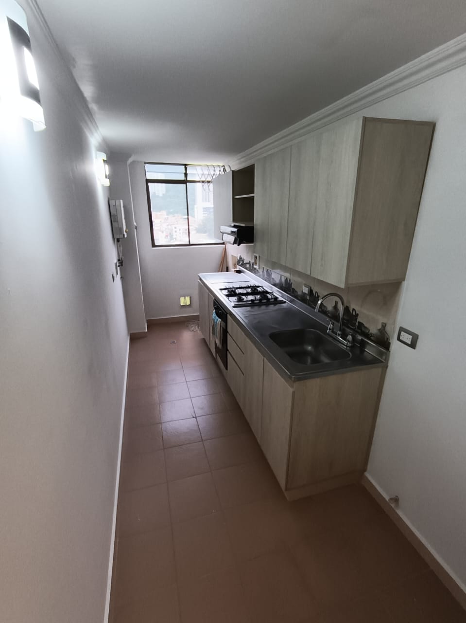 Arrienda Apartamento Loma de los Bernal