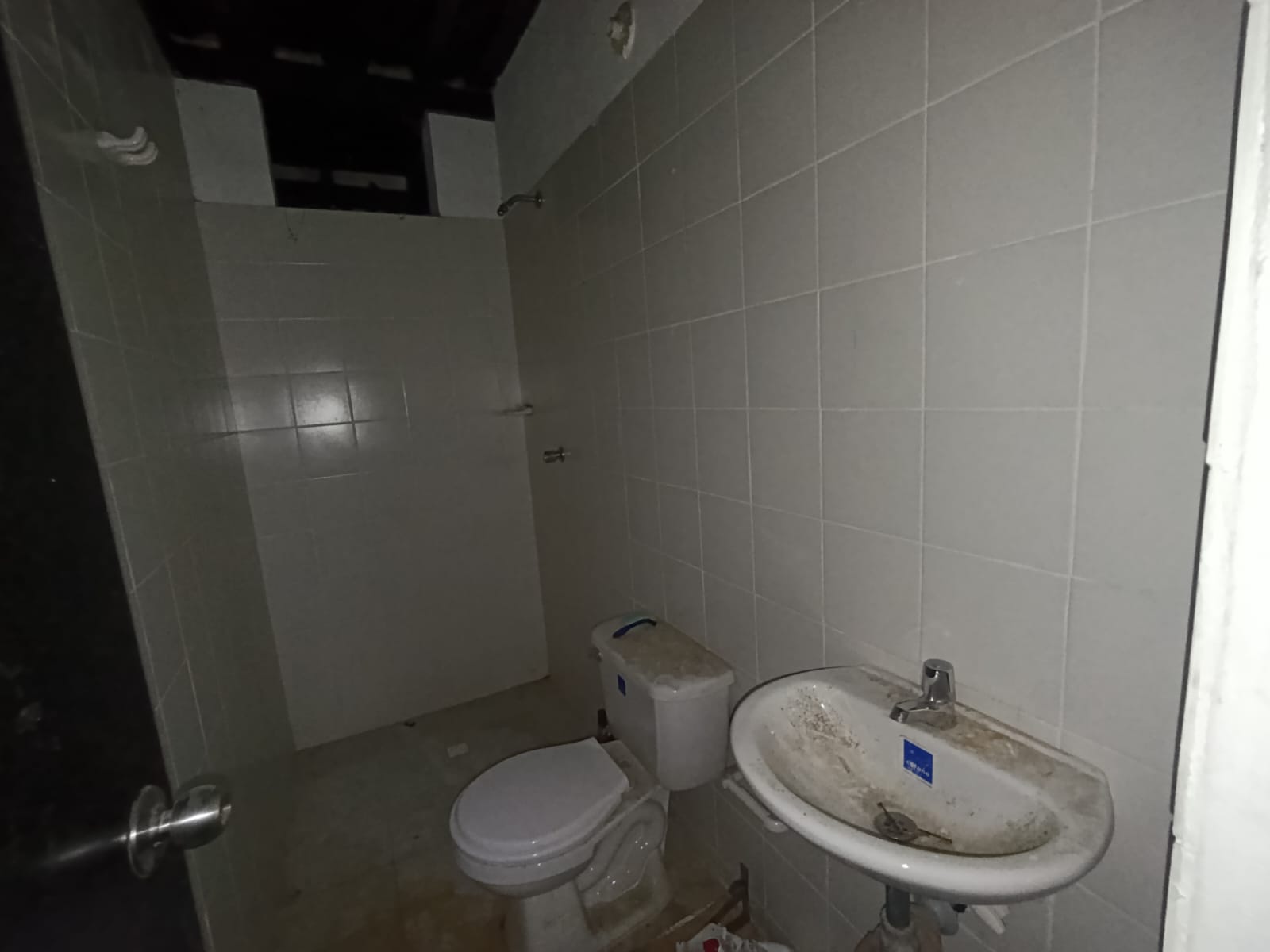 ARRIENDO BODEGA  SALVADOR
