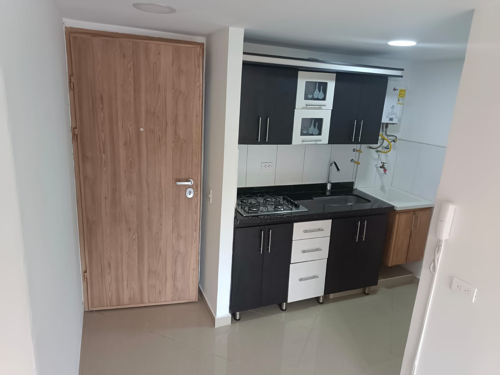 APARTA ESTUDIO CALASANZ