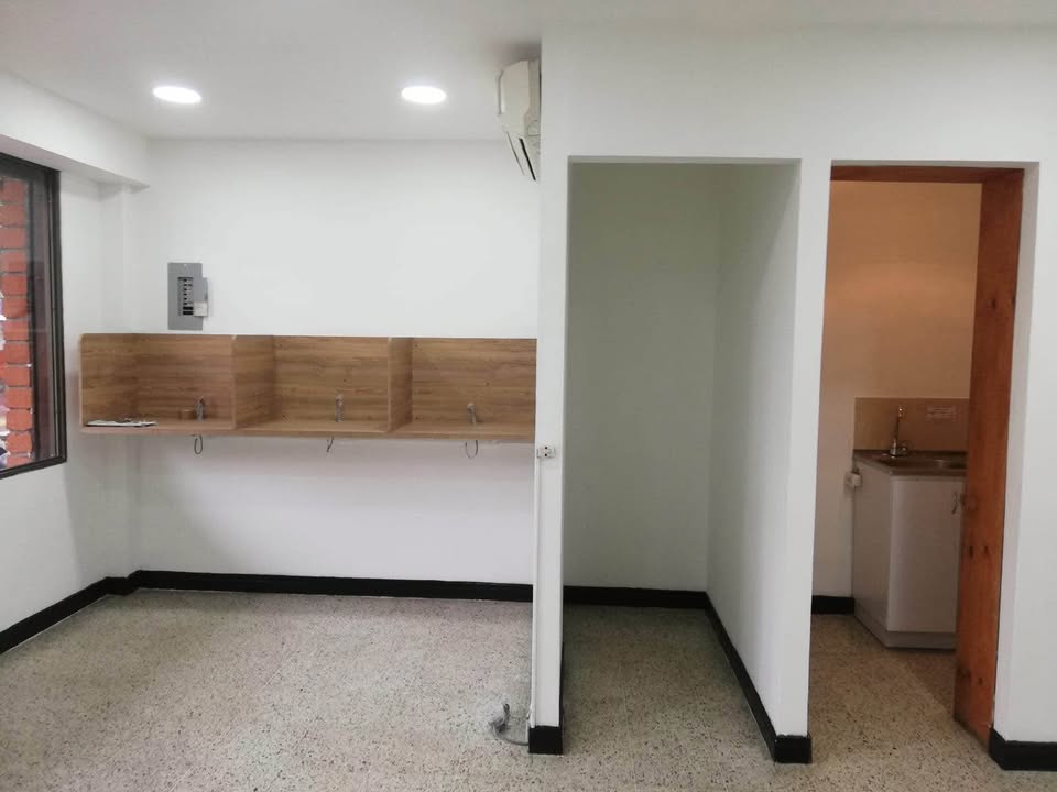 ARRIENDO LOCAL EN CC CONTEMPORÁNEO
