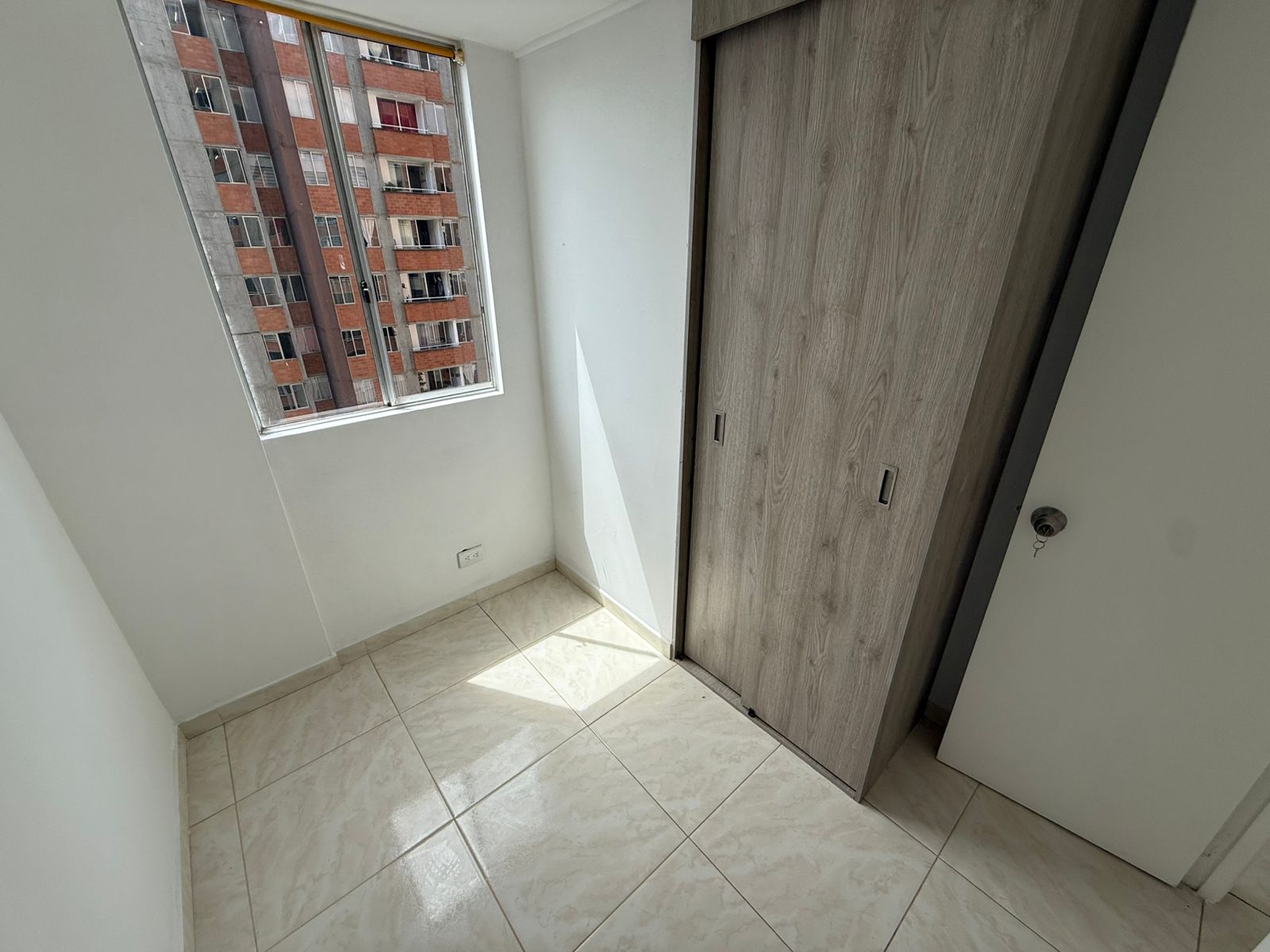 ARRIENDO APARTAMENTO EN ROBLEDO PARTE ALTA