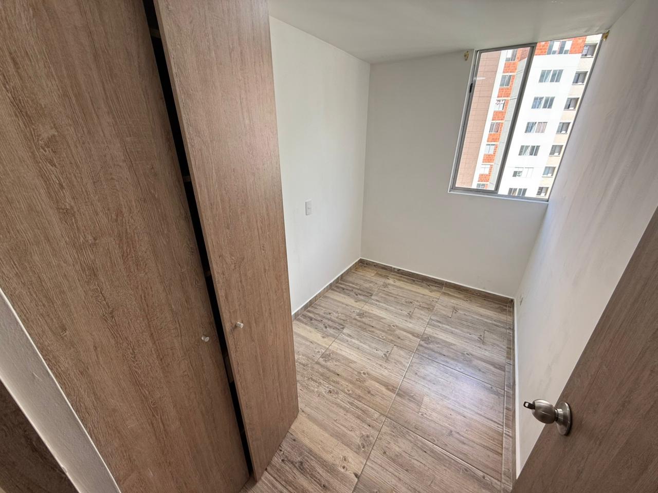 ARRIENDO APARTAMENTO EN ROBLEDO PAJARITO