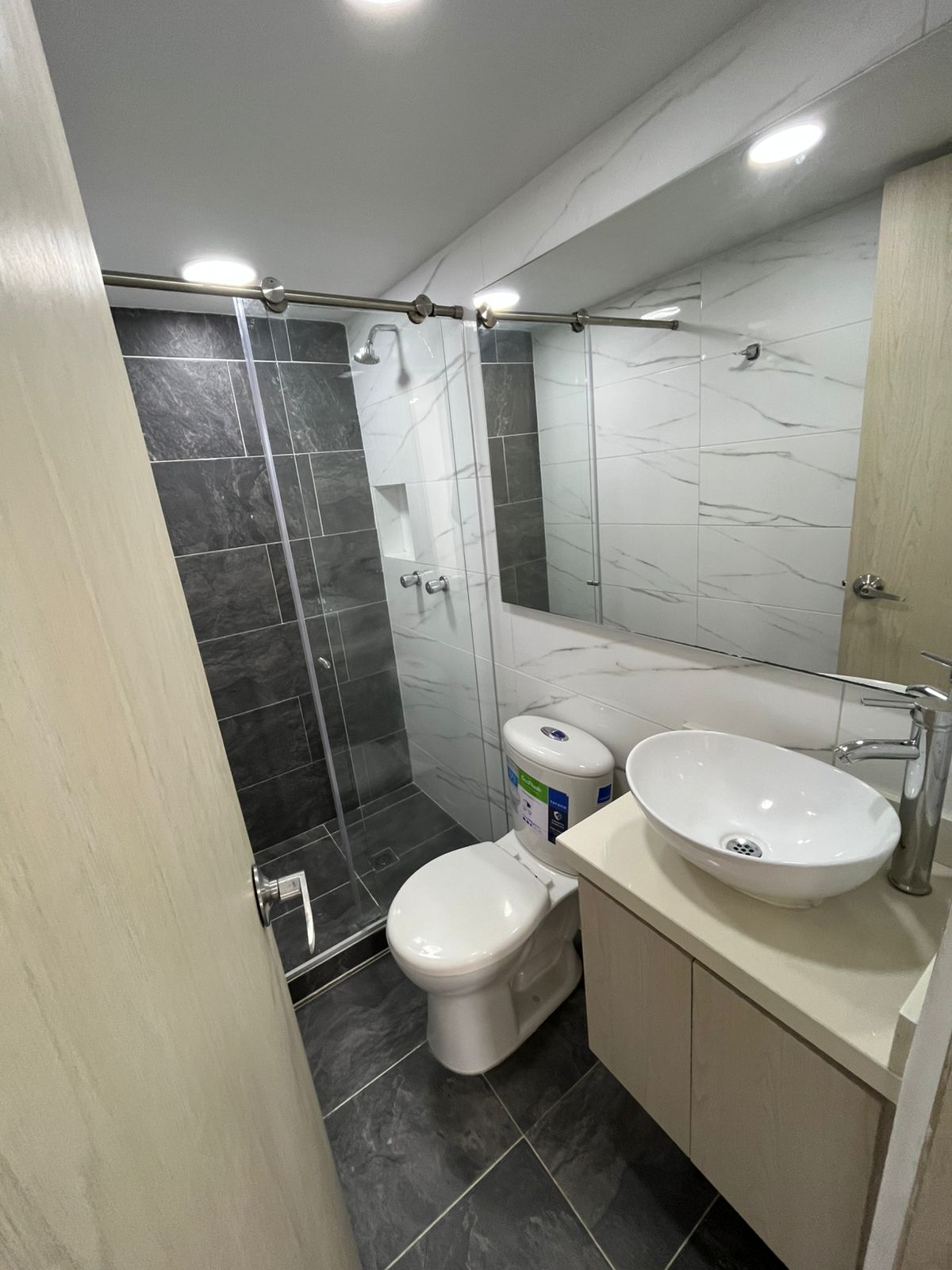 Arriendo apartamento Robledo pajarito
