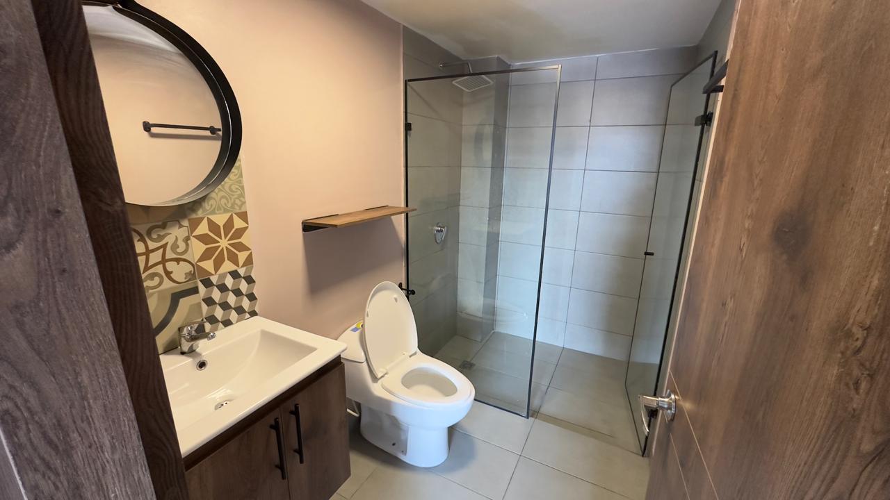 ARRIENDO APARTAESTUDIO EN EL ESTADIO