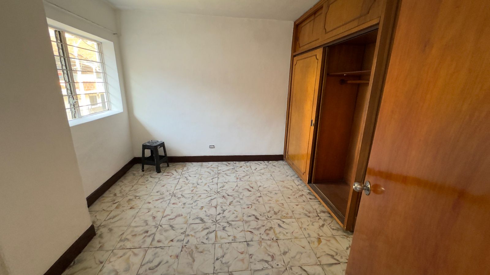 ARRIENDO APARTAMNTO EN SANTA LUCIA