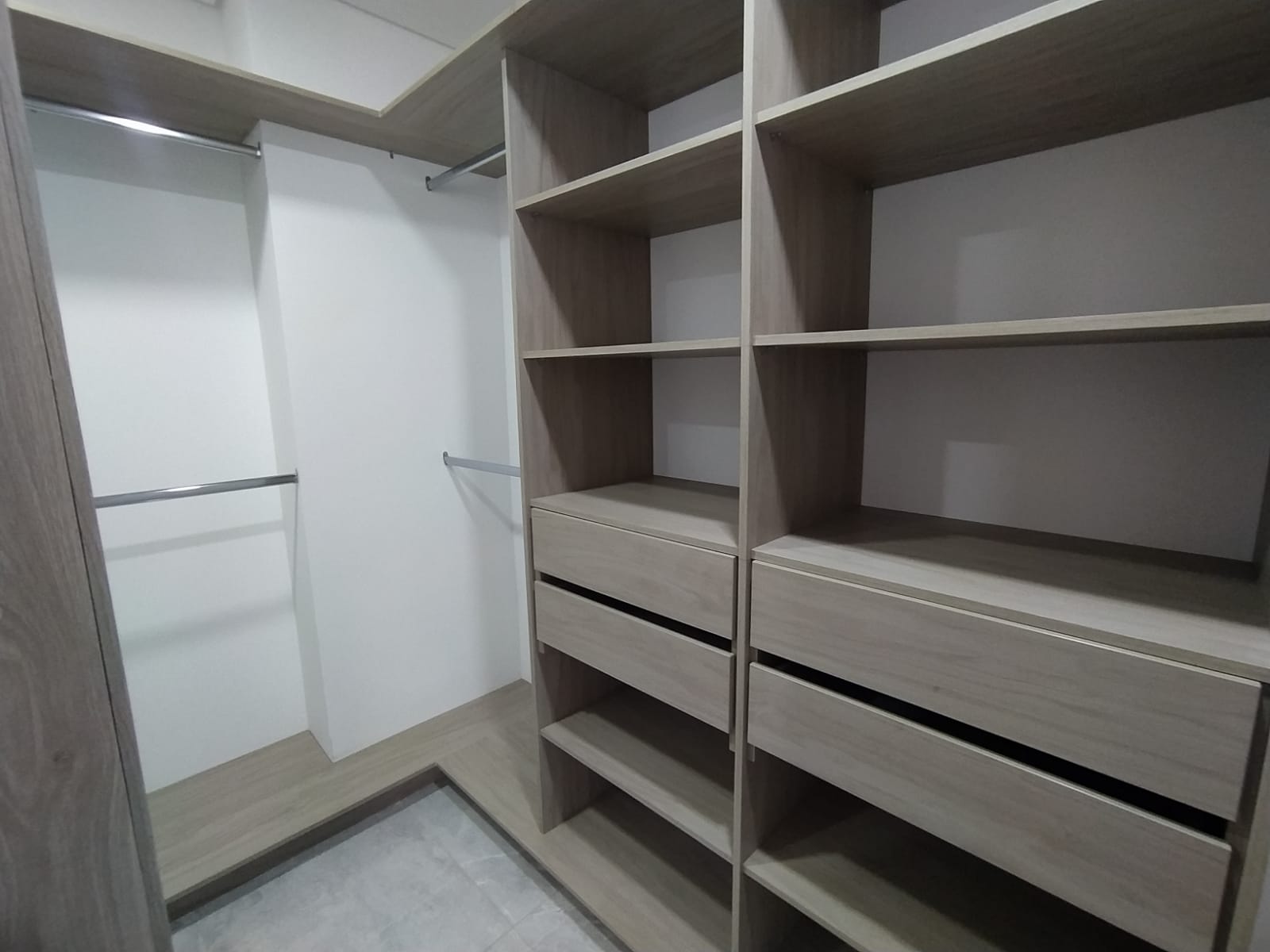 Venta Apartamento Los Naranjos Envigado