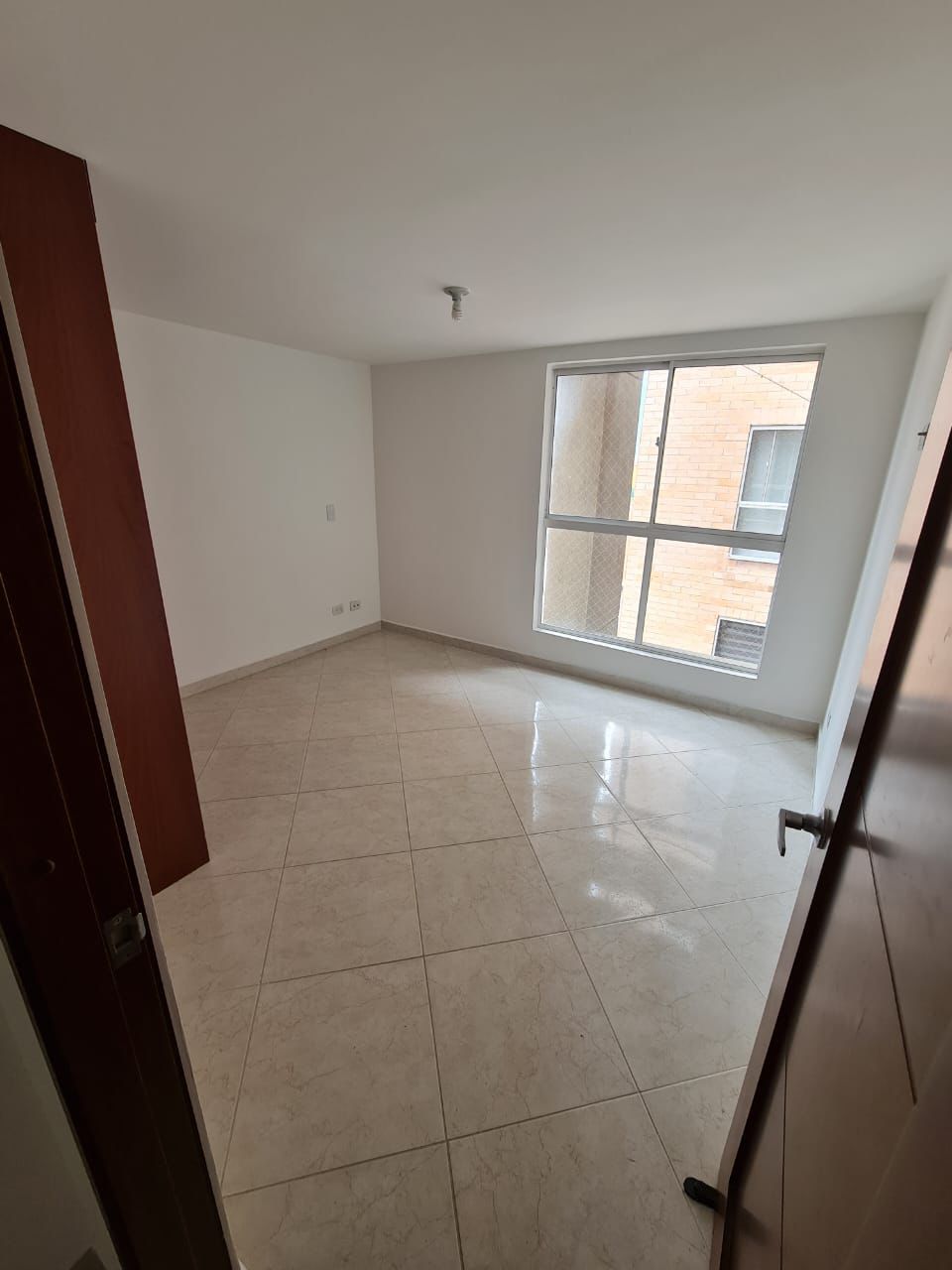 ARRIENDO APARTAMENTO EN LAURELES