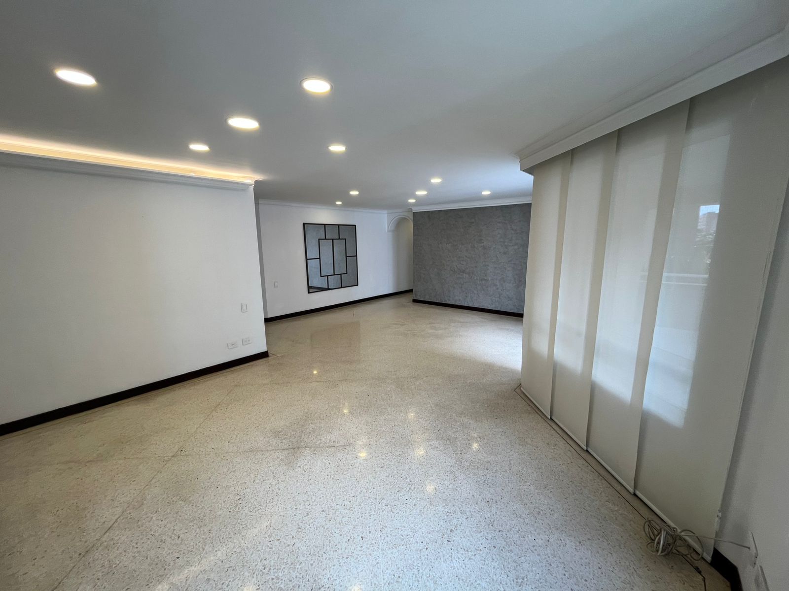 Arriendo Apartamento Sector Laureles las Acacias