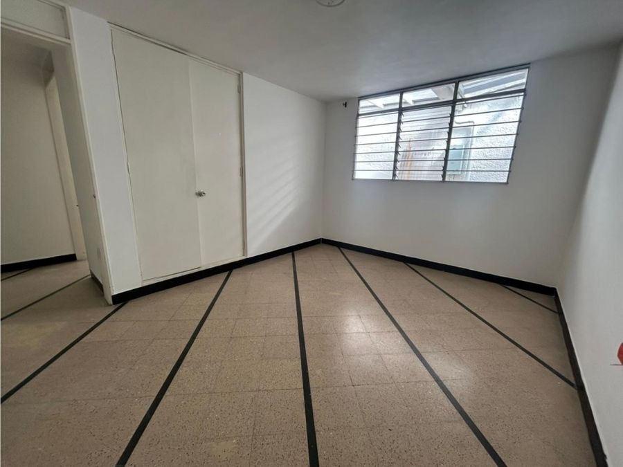 ARRIENDO CASA EN CALASANZ PARTE BAJA