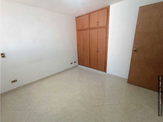ARRIENDO APARTAMENTO EN EL VELODROMO
