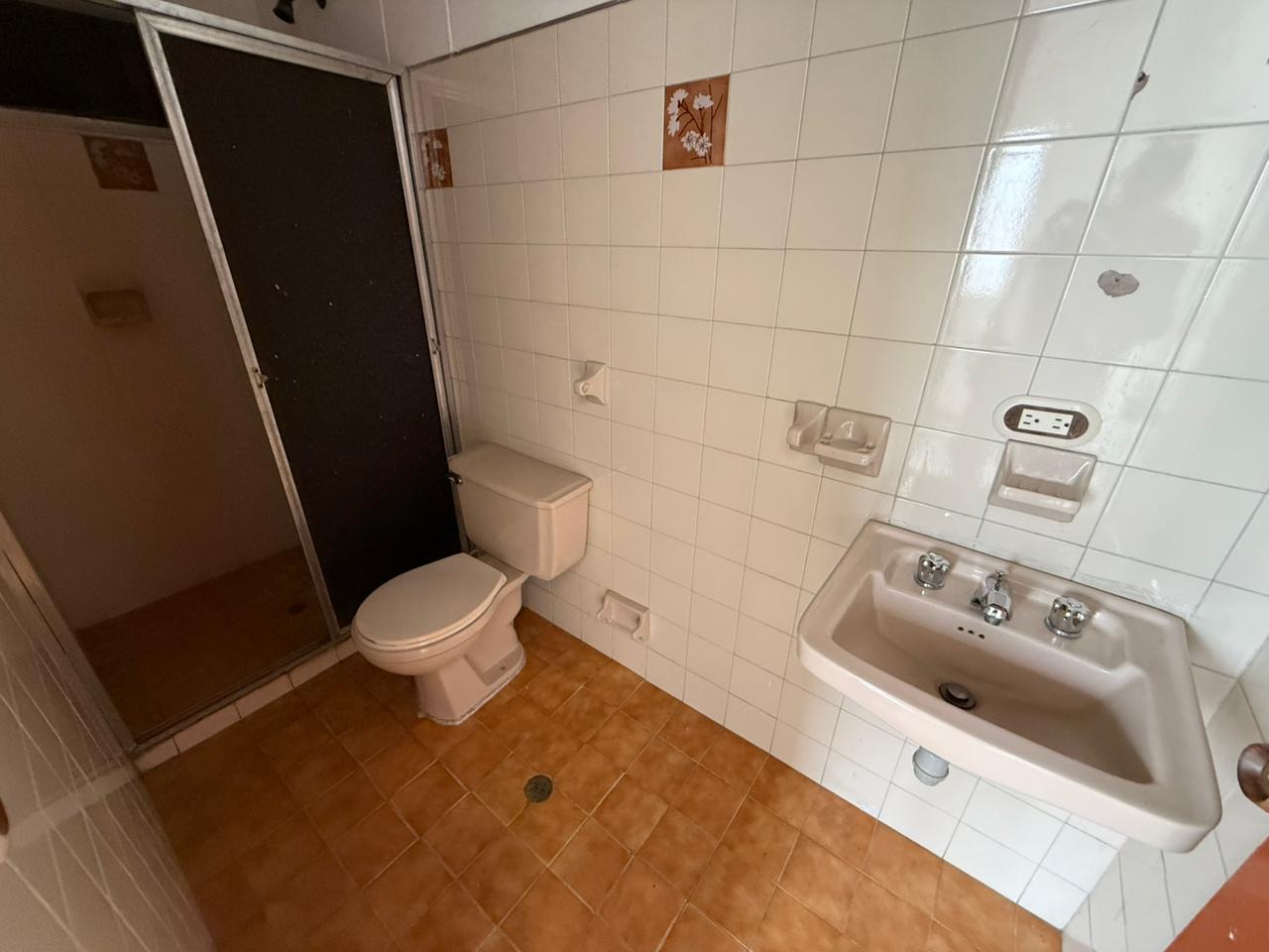 ARRIENDO APARTAMENTO EN SANTA MONICA