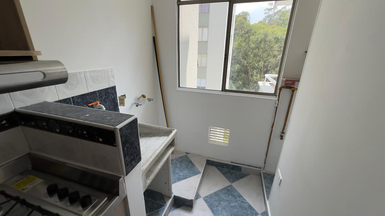 ARRIENDO APARTAMENTO EN RODEO ALTO