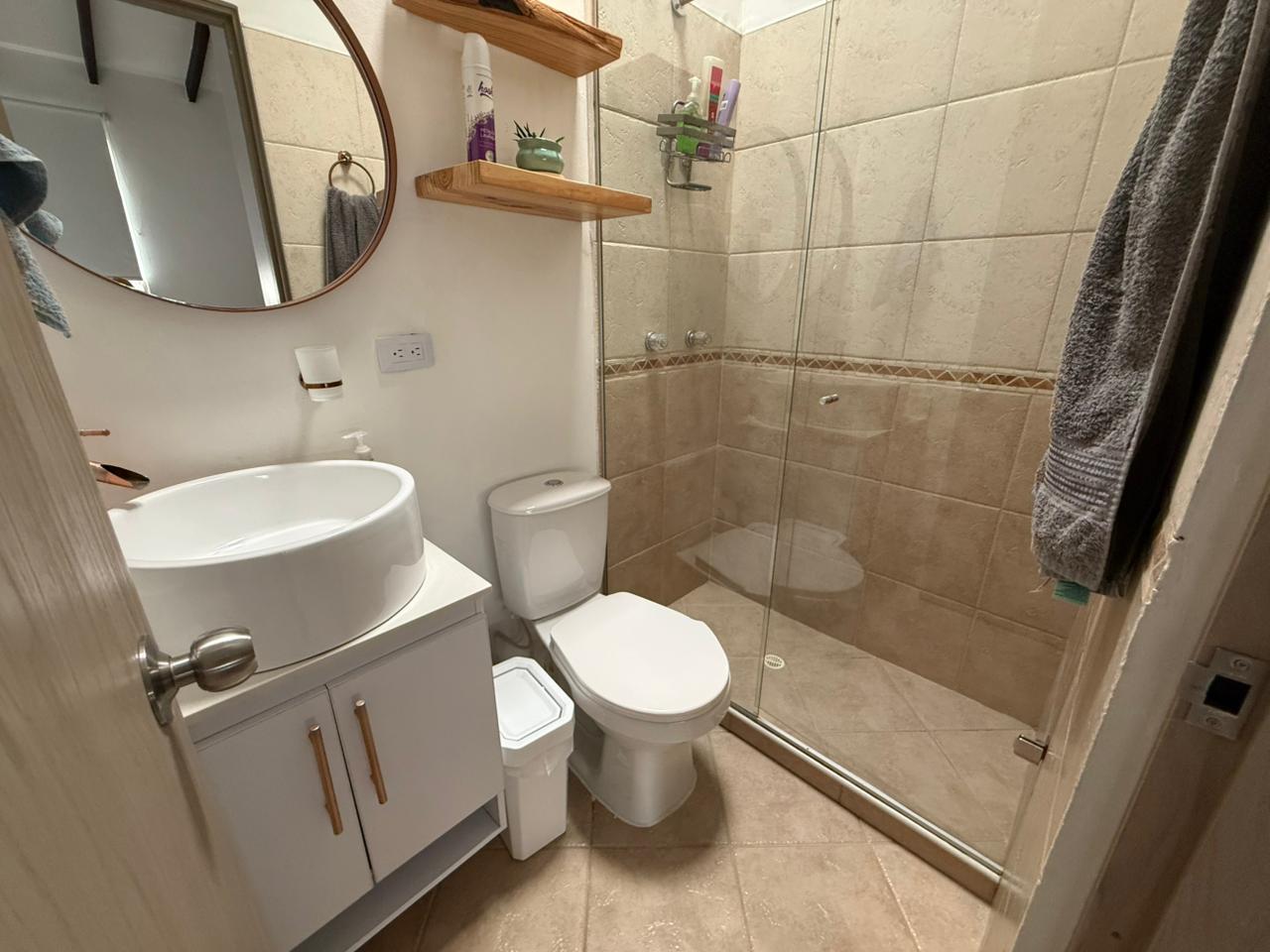 ARRIENDO APARTAMENTO EN SANTA TERESITA