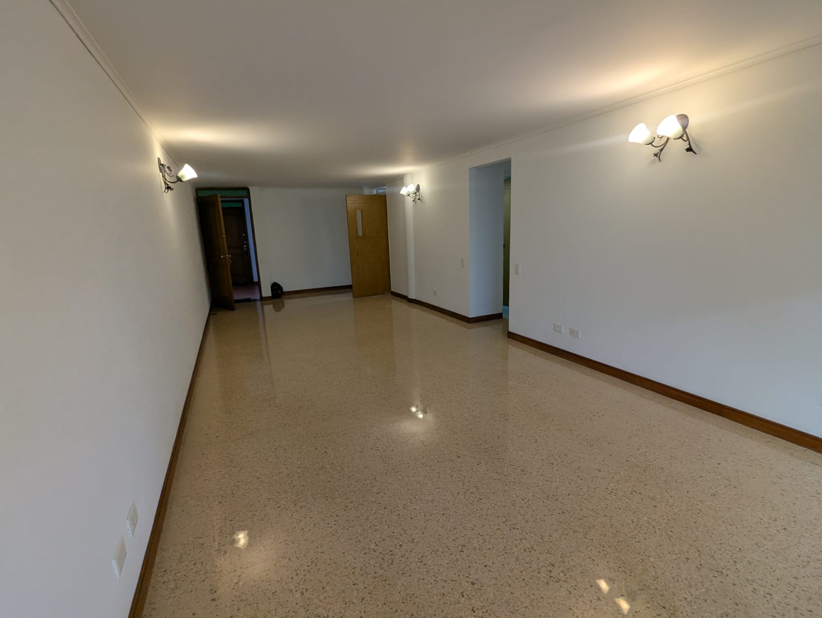 Arriendo Apartamento En Conquistadores