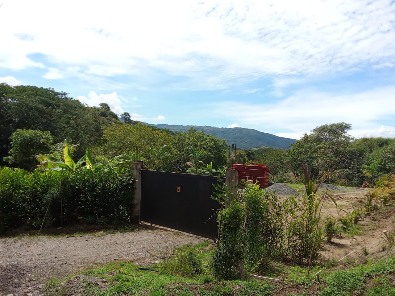 VENDO FINCA  EN SOOPETRAN ANTIOQUIA
