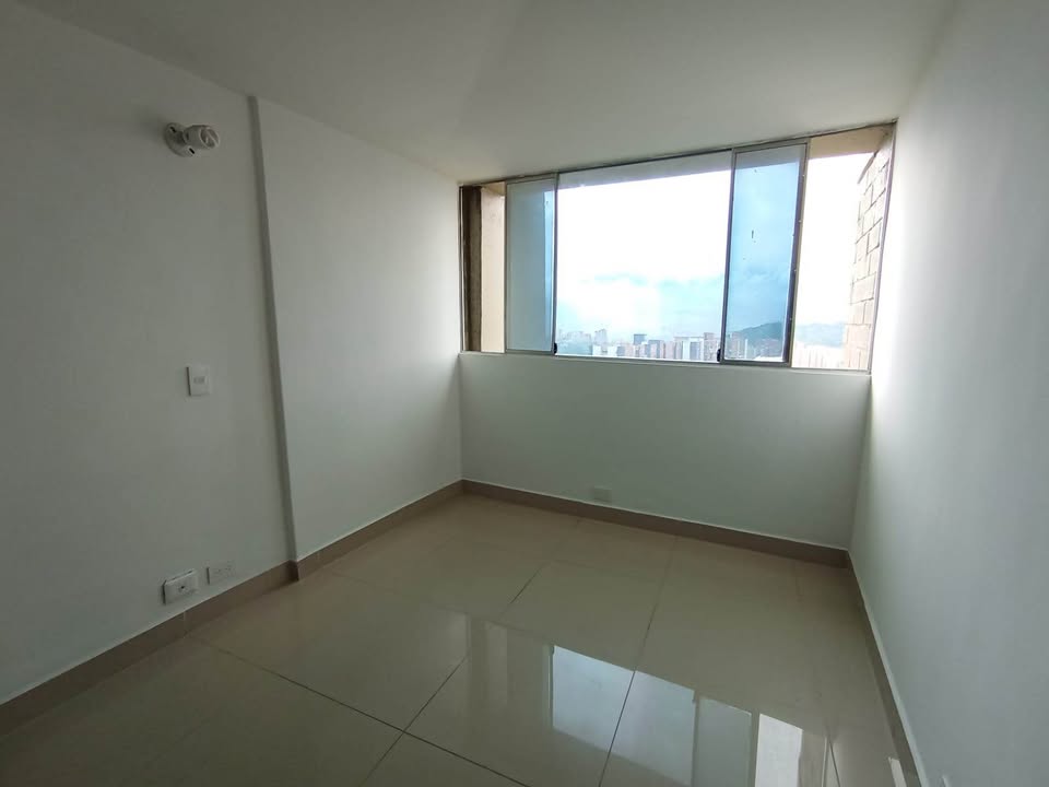 VENDO APARTAMENTO EN CALASANZ